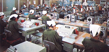 1970年代 電子工場内部
